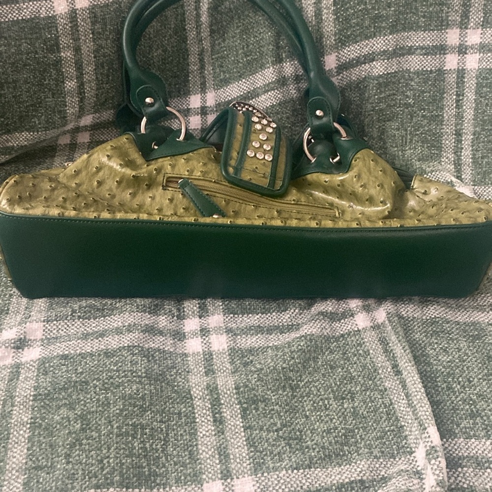 Stylish Green Studded Shoulder Bag - Picture 7 of 7